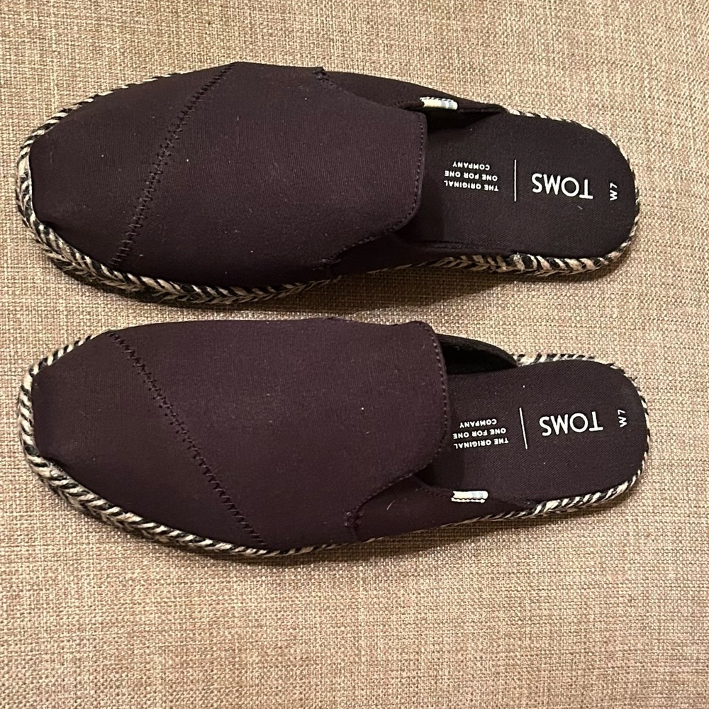 Tom’s Nova Black Canvas Mules Woven